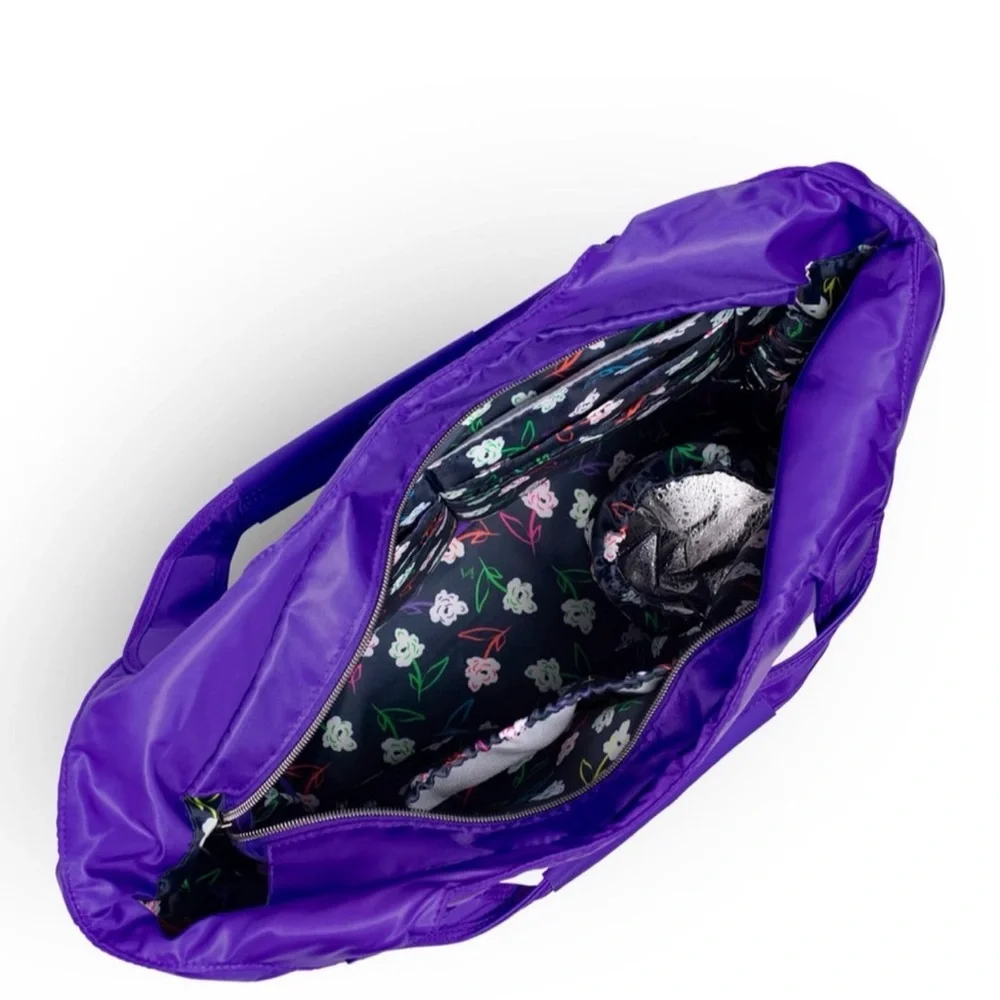 Lug Bag | Lug Gondola SE Tote in Violet - Picture 6 of 12